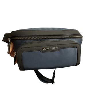 Michael Kors Lautner Nylon Utility Sling Pack NWOT